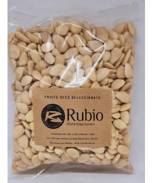 ALMENDRA REPELADA CRUDA GRANDE 1 KG (UD.)